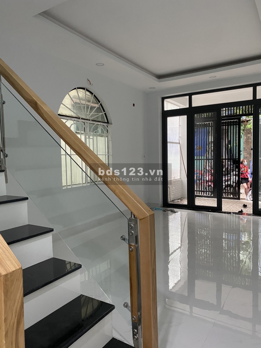 Nhà đẹp 2 tầng, 3.7x16.5 hẻm xe tải gần MT Minh Phụng Quận 6, giá 7 tỷ