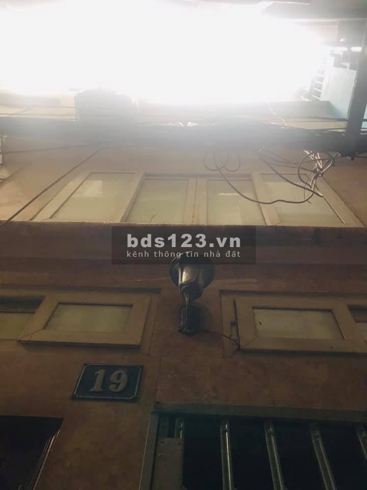 Bán nhà Tạ Quang Bửu cách ô tô 20 m nhà đẹp ở ngay