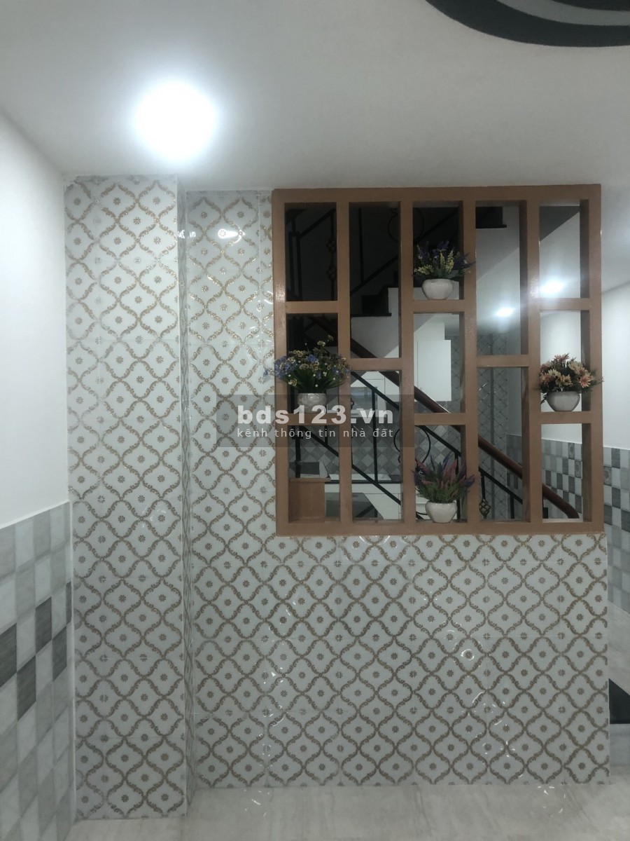 Nhà mới mặt tiền đường Nguyễn Thị Tần, phường 2 Quận 8