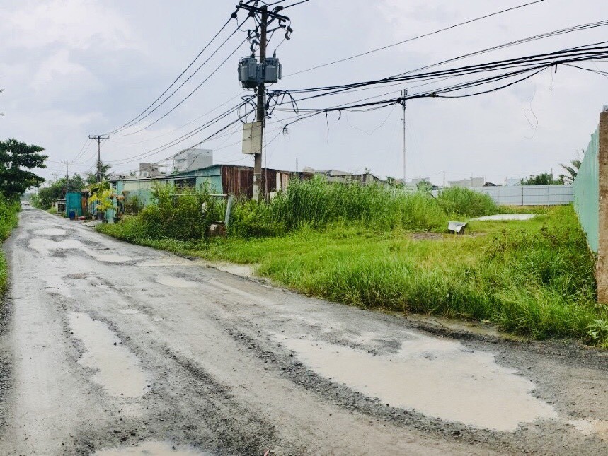 Bán Gấp Lô Đất 2100m2 Mặt Tiền Bưng Ông Thoàn Quận 9, Giá Rẻ