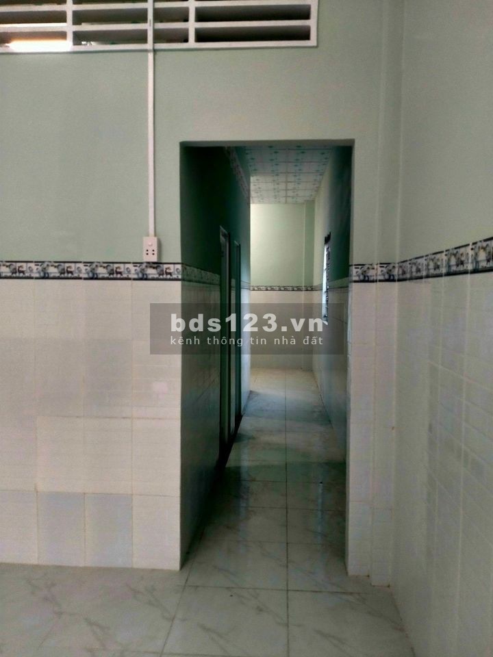 Ngộp Ngân hàng bán gấp nhà Thoại Ngọc Hầu 53m2 giá chỉ 4 tỷ 3 TL