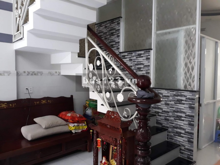 Bán nhà 2 mặt tiền trước sau đường Kênh Tân Hóa, 4m 20M,…