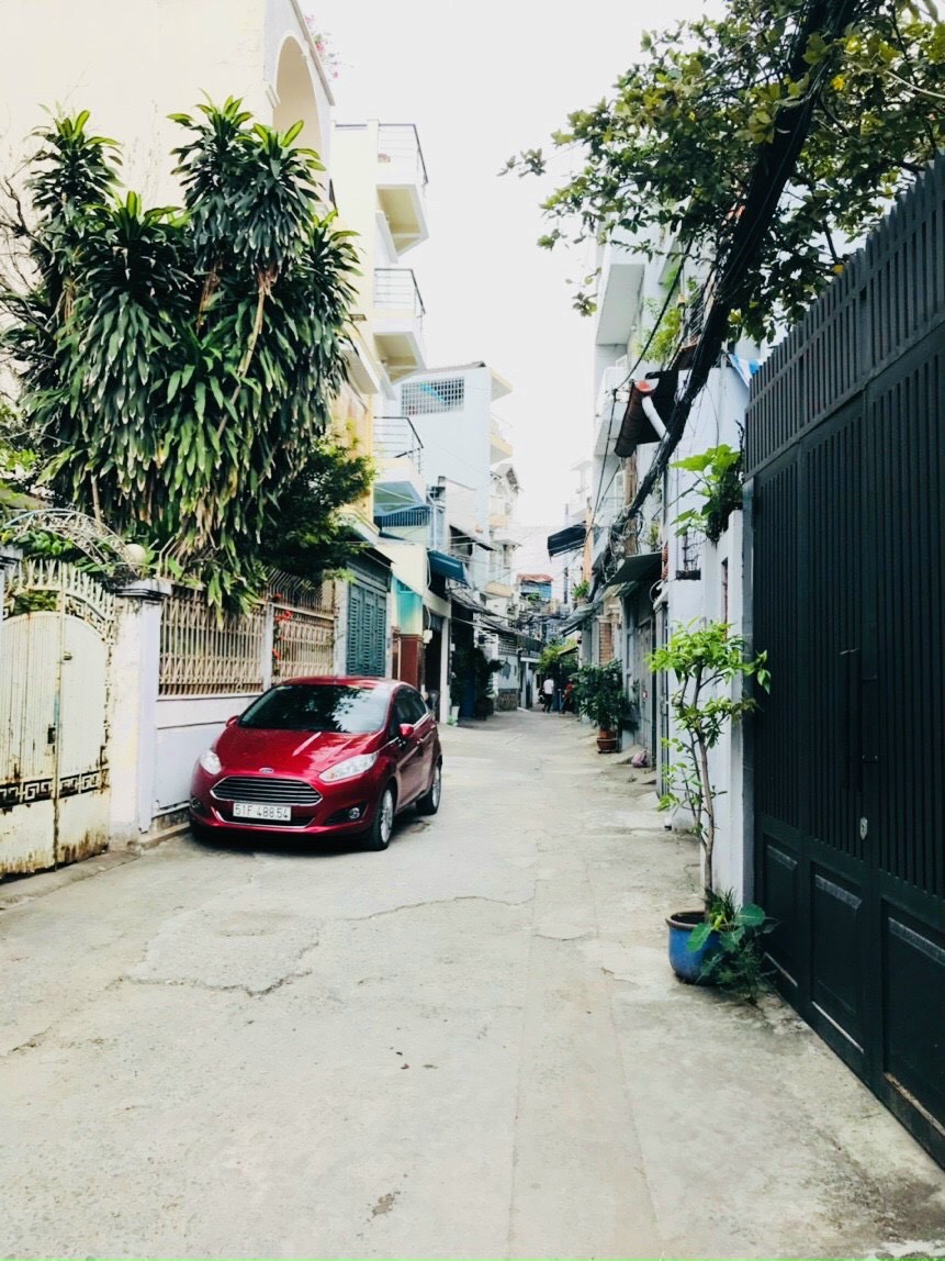 Bán nhà HXH Huỳnh Văn Bánh 3 Mặt Hẻm thông thoáng 48m2 Nhà Mới ở liền