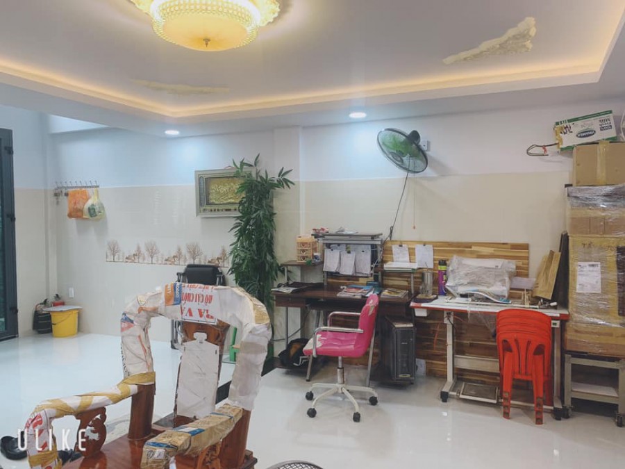 Bán Gấp nhà Thích Quảng Đức, Dân trí cao, An ninh Yên tĩnh, giá 3.3 tỷ