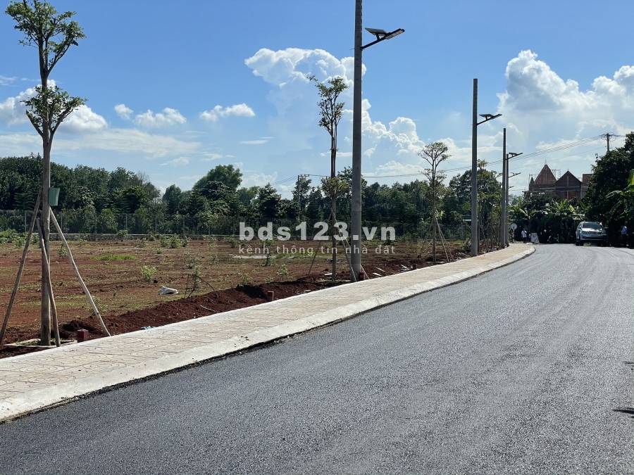 Cần bán lô đất ngay KP3, P.Hắc Dịch, Phú Mỹ, giá chỉ 8tr3/m2.lh 0393 760 544