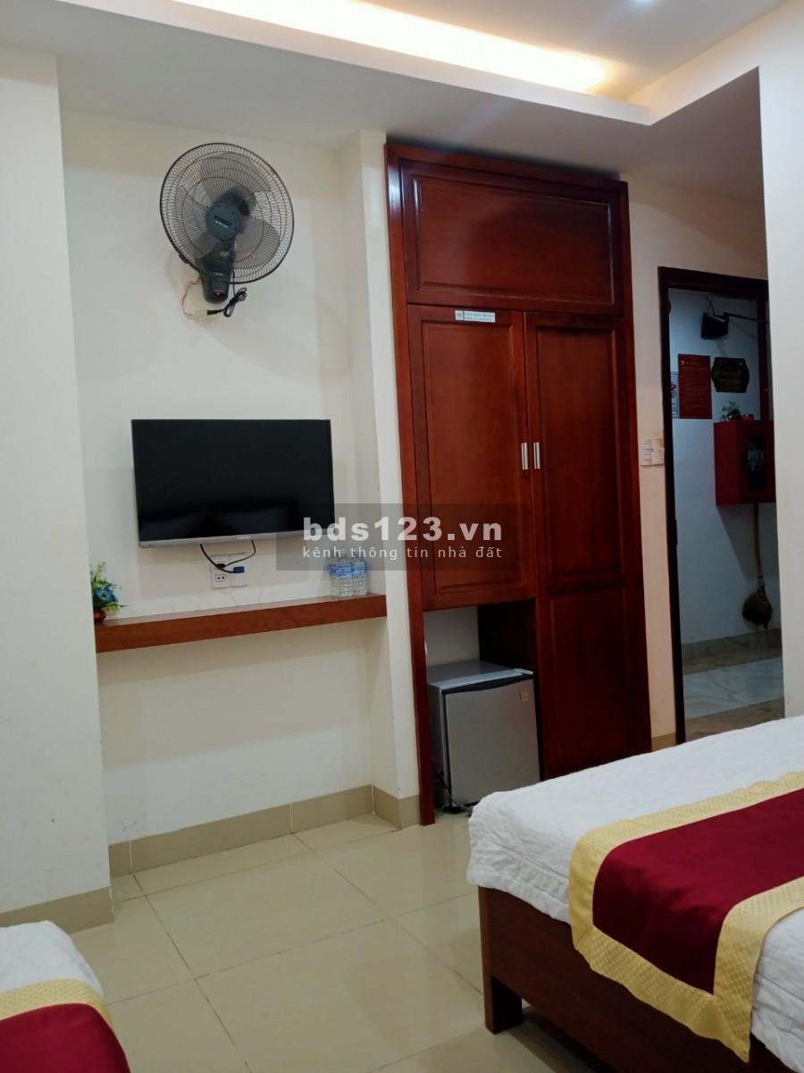 Cần Bán khách sạn đang kinh doang ngay biển bãi sau Vũng Tàu