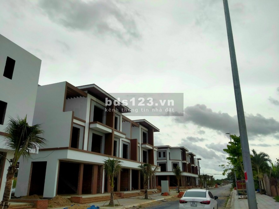FLC La Vista thành phố sa đéc, sổ sẵn, giá 23.7 triệu/m2, ngân hàng hổ trợ 70%