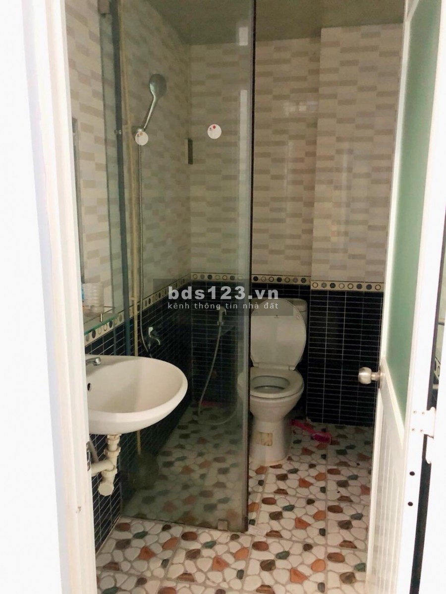 Chính chủ bán gấp nhà 1/ đường số 6 Bình Hưng Hoà B, Quận Bình Tân