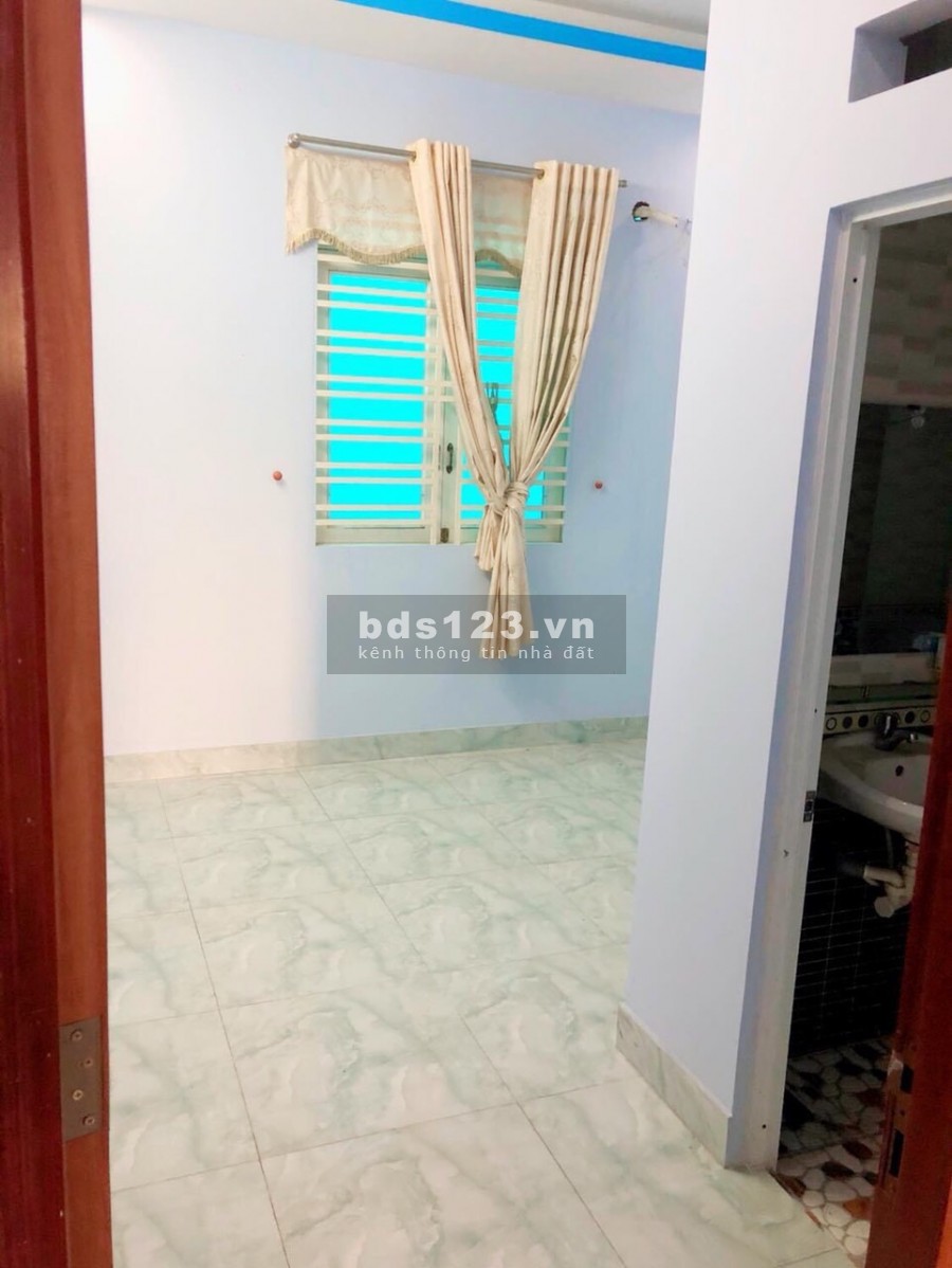 Chính chủ bán gấp nhà 1/ đường số 6 Bình Hưng Hoà B, Quận Bình Tân