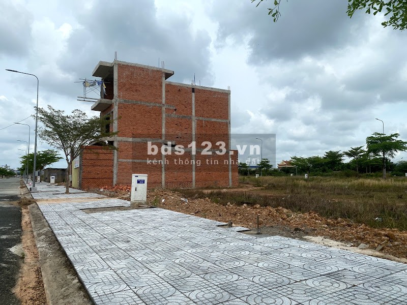 Mở bán 21 nền đất thổ cư KDC Tên Lửa 2 sổ sẵn, pháp lý minh bạch