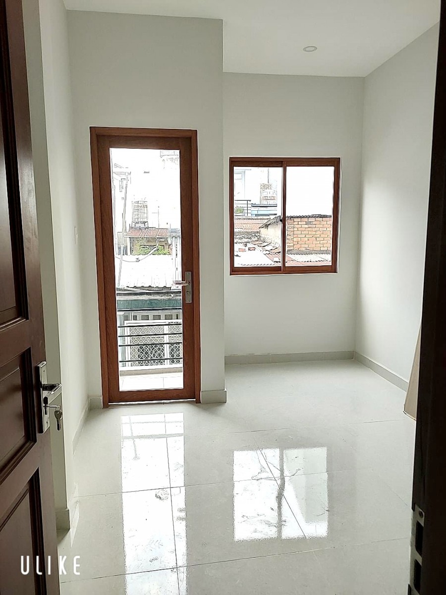 Huỳnh Văn Bánh, diện tích nhà 3.5x 14, hẻm thông, nở hậu đầy tài lộc