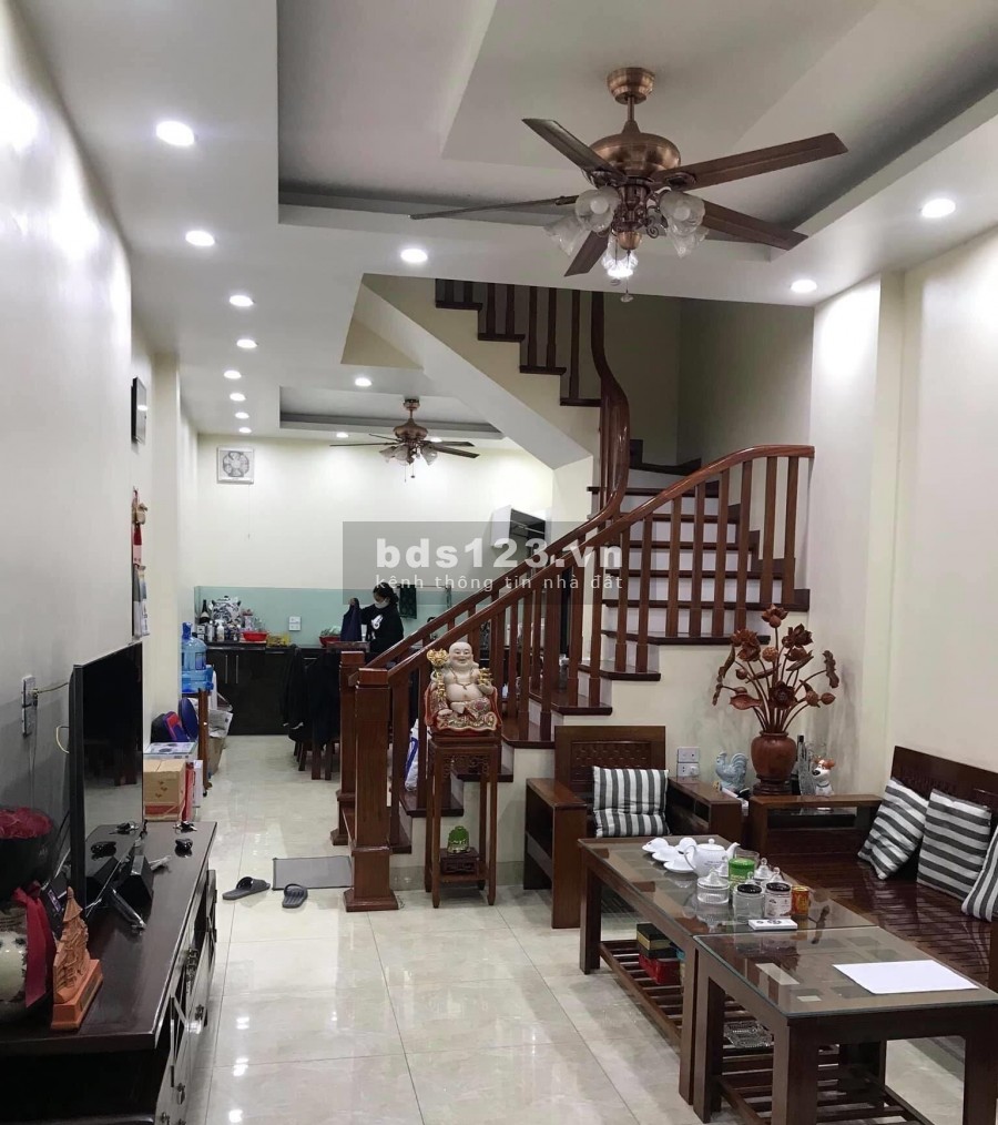 Bán nhà Trương Định, Lô góc, gần đường ô tô, 40m 3.2 tỷ.