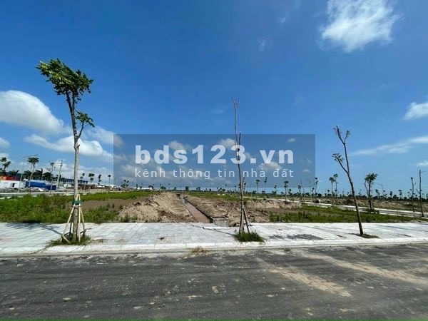 Chiết khấu tới 11,5% Cơ hội đầu tư vượt trội BẬC NHẤT năm 2021 tại MIỀN sổ sẵn bàn giao ngay