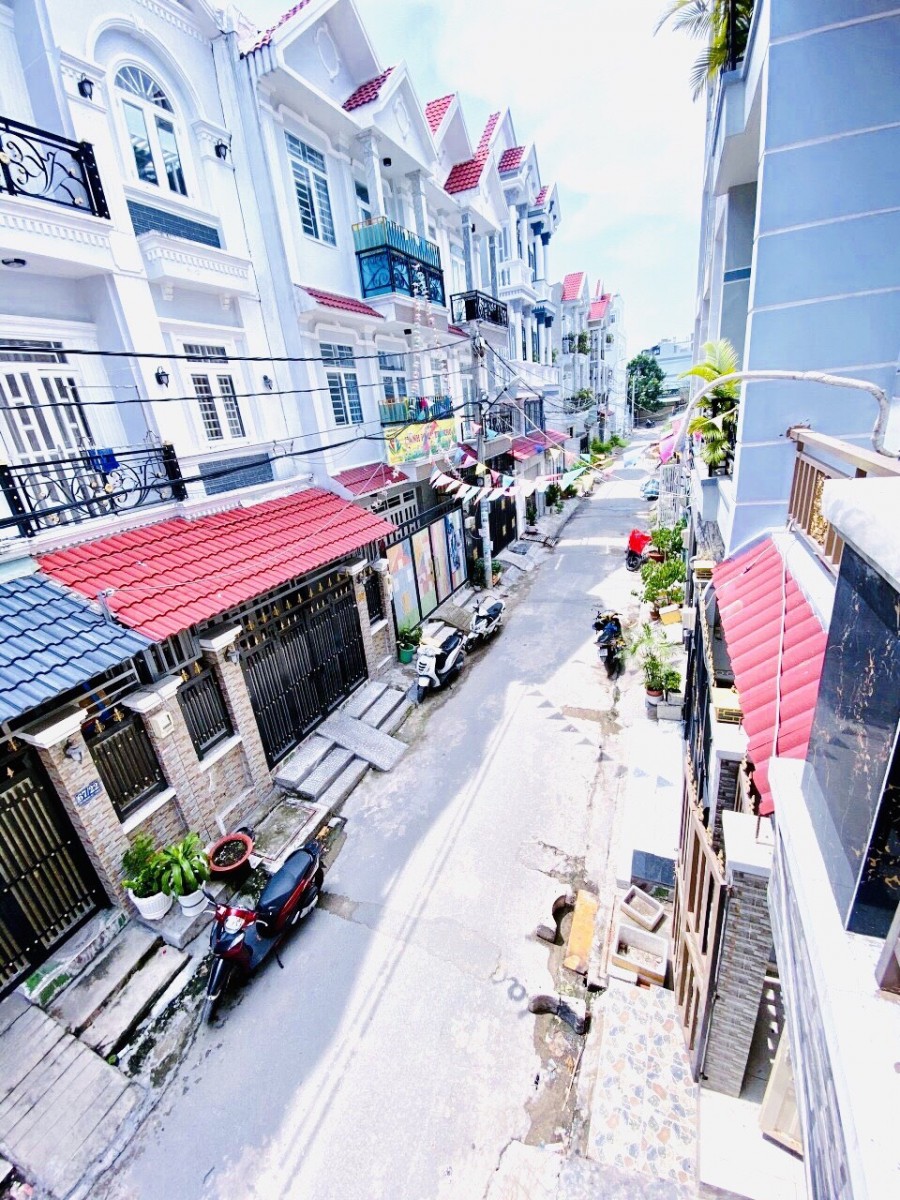 Bán Nhà - Đào Tông Nguyên, thị trấn Nhà Bè, 2 lầu 4PN, giá 4,95 tỷ