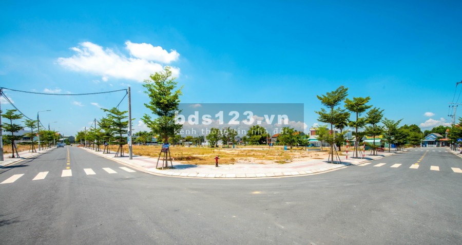 Dịch covid - Cần tiền nên bán nhanh lô đất ngang 5m - Tổng diện tích 140m2.