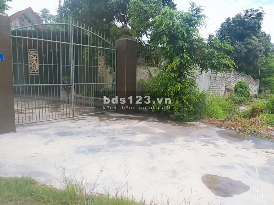 Bán đất trung tâm Phú Thứ Giá Rẻ view tựa núi không khí trong lành thoáng mát
