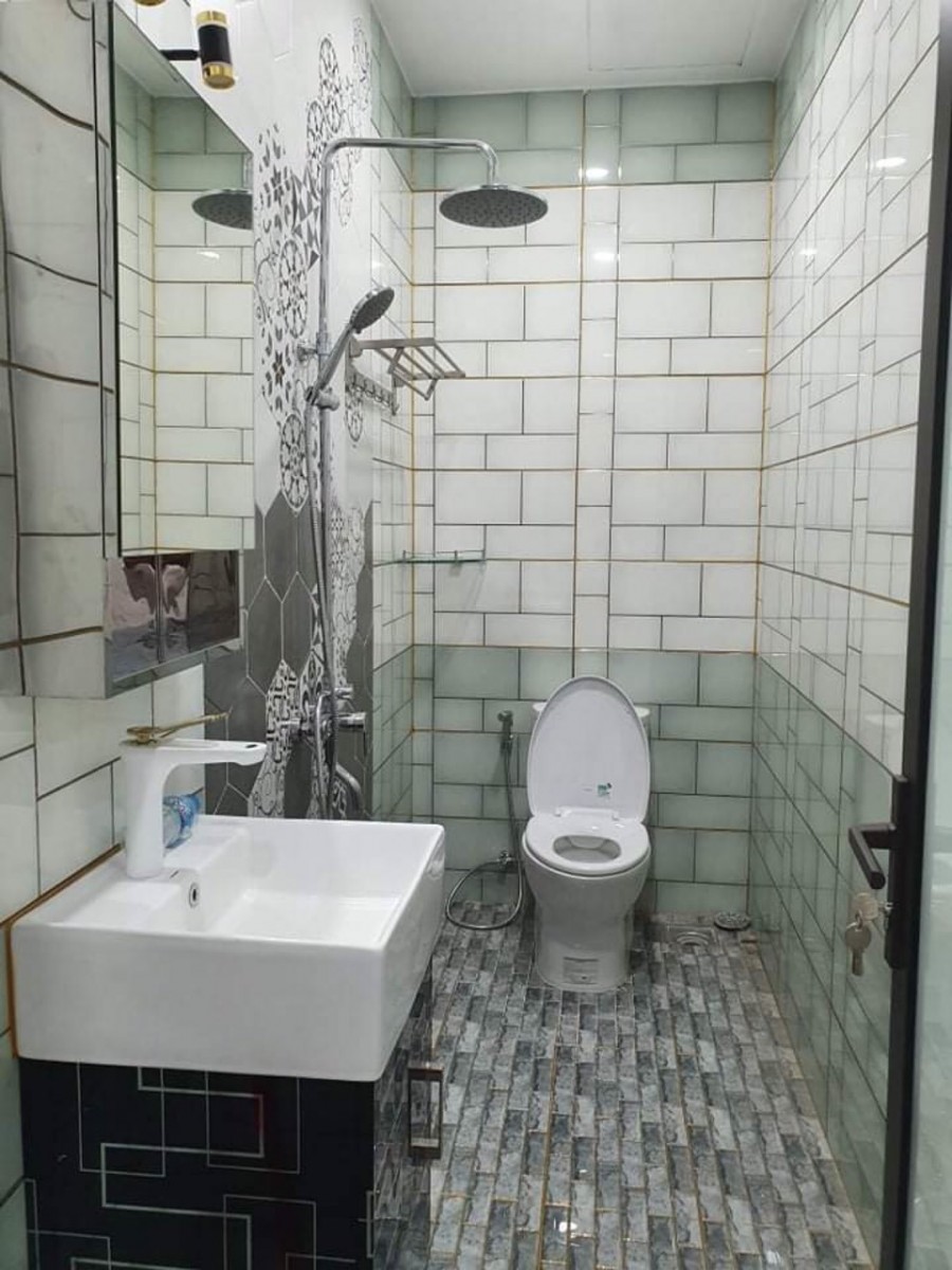 Nhà bán mặt tiền 5x20m 5 lầu đường Nguyễn Phúc Chu quận Tân Bình chỉ 13.2 tỷ