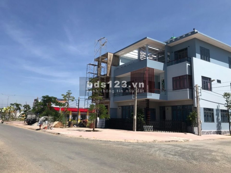 đất nền mặt tiền chợ trung tam thương mại trường học công viên