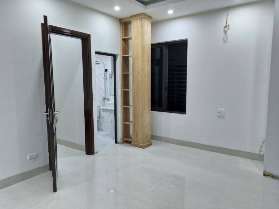 Chính chủ bán nhà Phố Hà Trì Hà Đông, giá 2.37 tỷ, 35m, 5 tầng, nội thất đày đủ chỉ việc ở