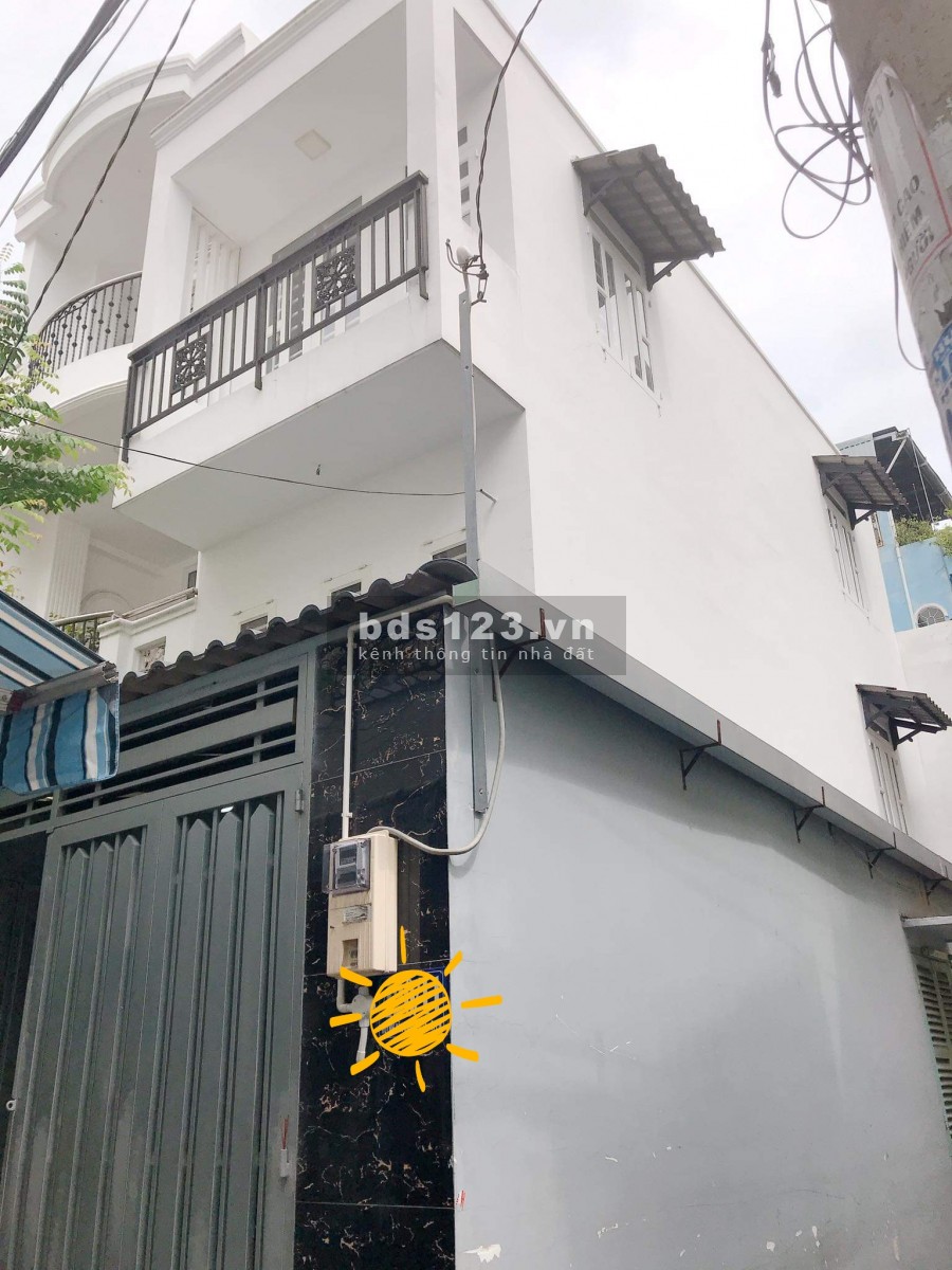 Nhà Phú Nhuận - Huỳnh Văn Bánh phường 14 hẻm xe hơi, 4 tầng…
