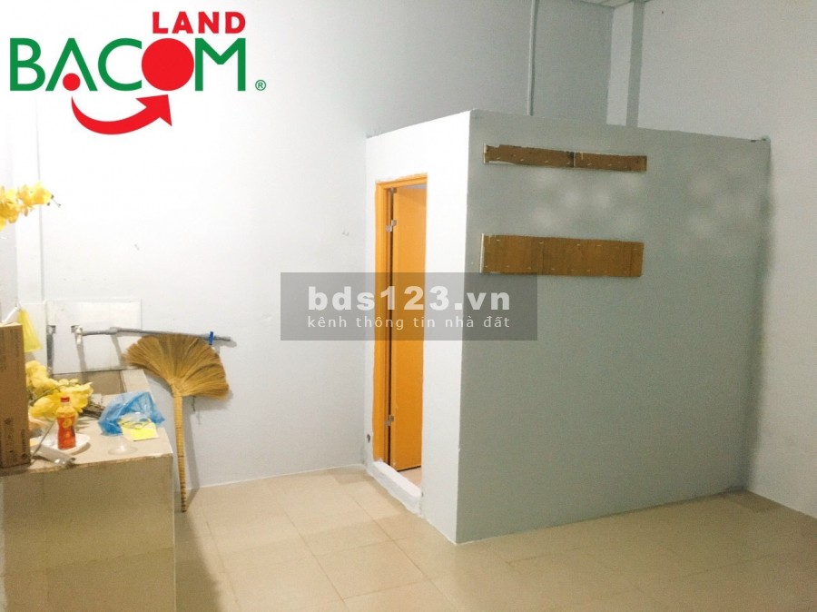 Bán nhà cấp 4 SHR thổ cư đường ô tô P.An Bình ngay chợ vườn hồng giá chỉ 1ty7