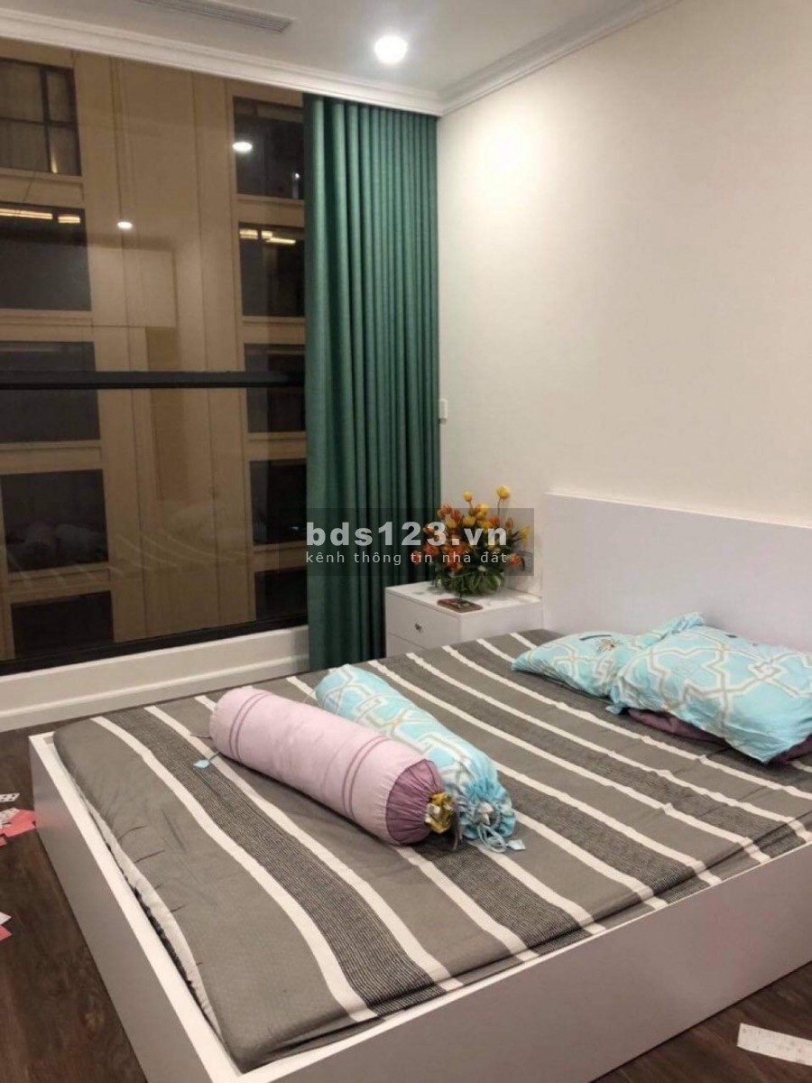 Bán 3 ngủ R3 Sunshine Reverside 107.27m2, nội thất đầy đủ. Giá bán 3.9 tỷ Liên hệ 0973781843 Ánh.