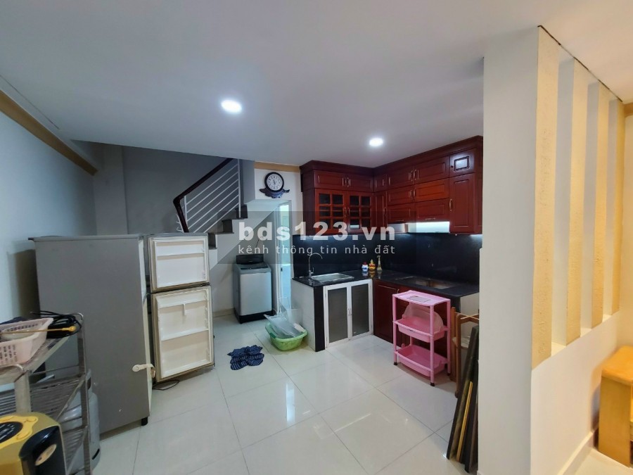 Bán nhà Phố Quận 7 kết cấu 1 lửng 1 lầu giá tốt mặt tiền hẻm Gò ô Môi, giá 3.8 tỷ