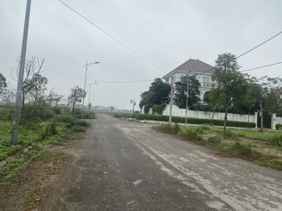 Cần bán lô biệt thự 300m2 khu đô thị Cienco 5, Mê Linh Hà Nội, giá 24 triệu/m2