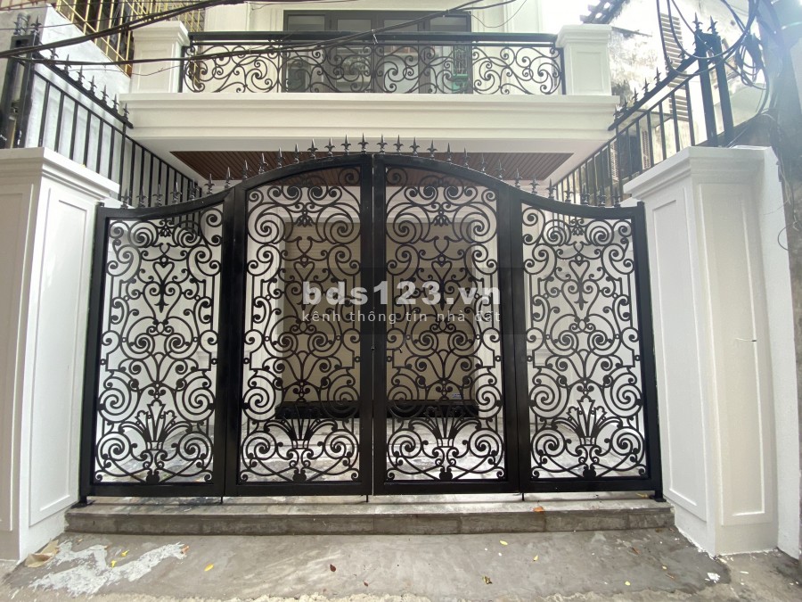 Chính chủ bán nhà phố Cù Chính Lan, Thanh Xuân, Nhà đẹp long lanh 66m2x 5 Tầng MT: 5.3m