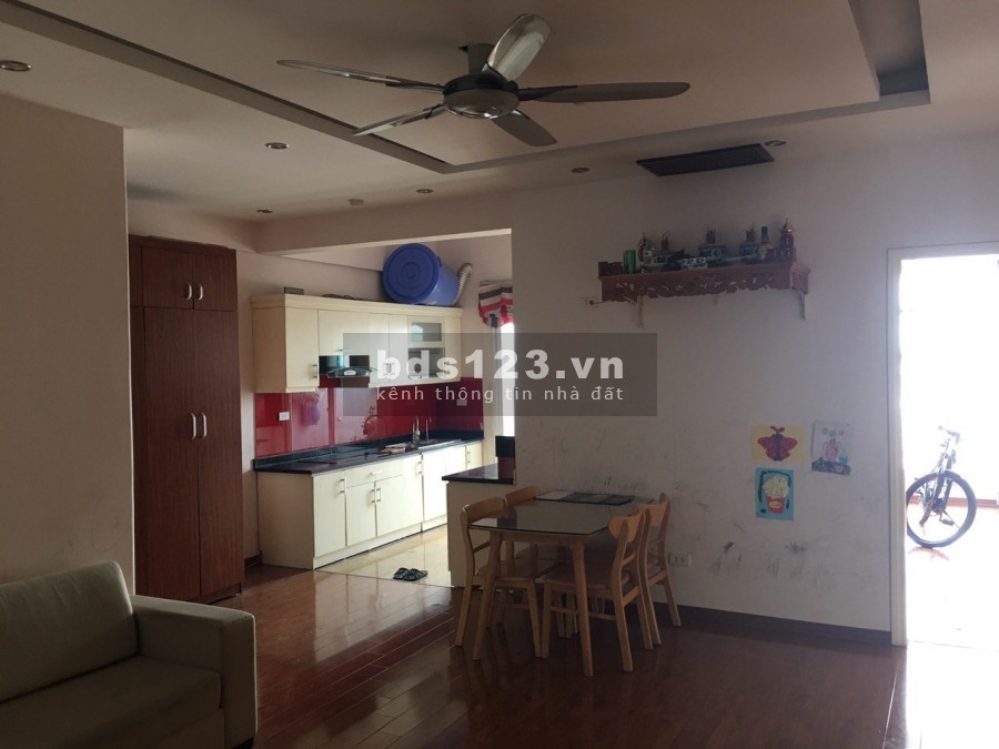 Cần bán căn hộ 47 Vũ Trọng Phụng DT 131m2 giá 2,95 tỷ