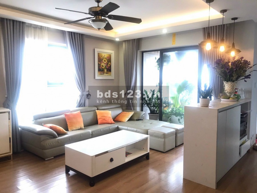 Bán căn góc 100m2 3PN tại tòa J chung cư The Spark Dương Nội