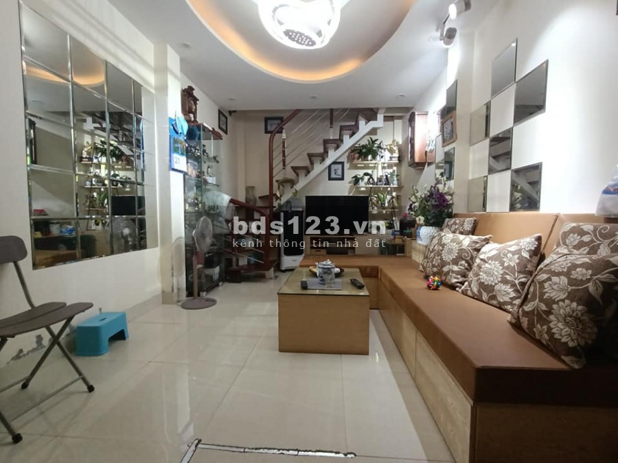 Bán nhà cực đẹp phố cổ Lê Ngọc Hân, lô góc gần phố, dtsd 28m2, 4 tầng, giá 4 tỷ