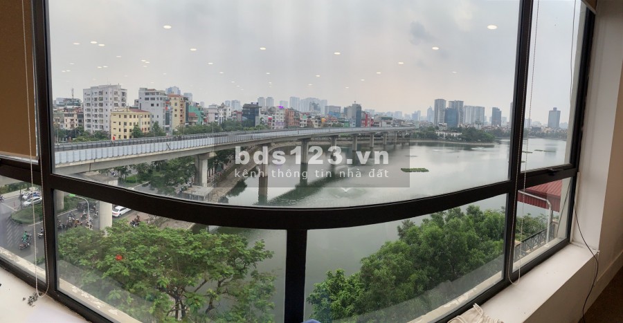Cho thuê văn phòng 60m2 view hồ Hoàng Cầu, Đống Đa. Lh: 077.23.66666