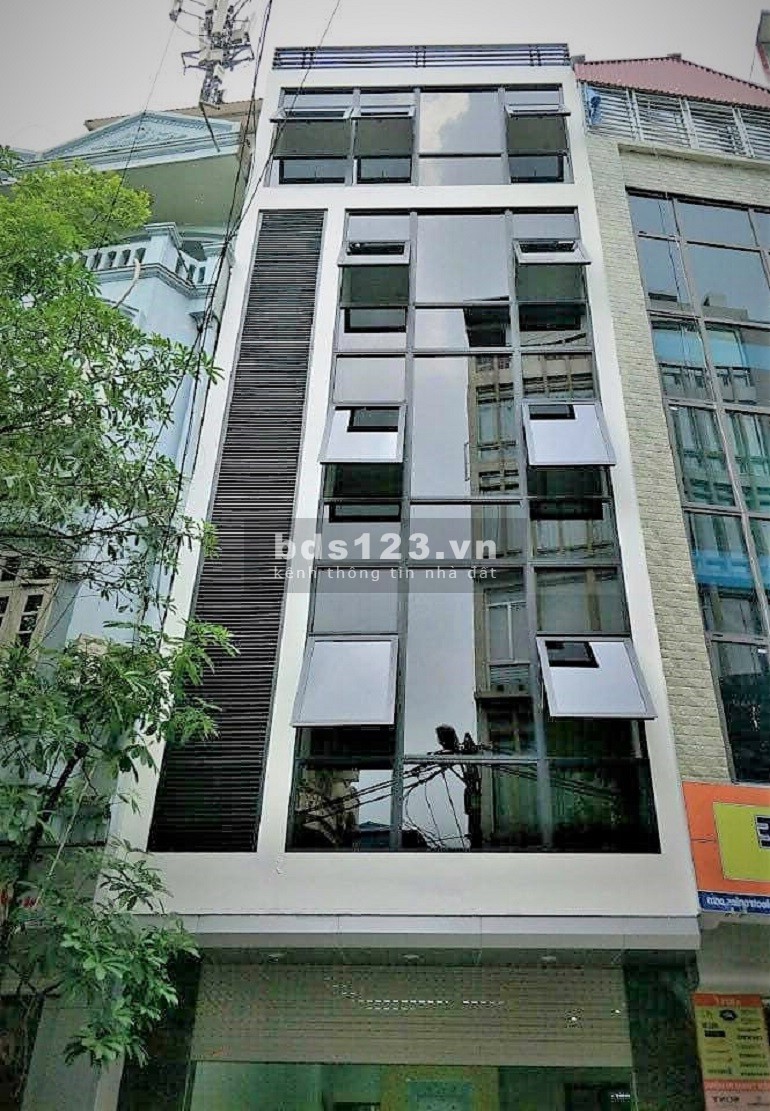 Tòa nhà mặt phố Láng Hạ, Đống Đa. Vỉa hè, oto, KD. 135m2, 7T, MT6m, 43 tỷ
