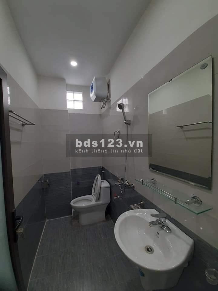 Khu hiếm nhà bán Tô Hiệu, kinh doanh, thoáng oto tránh, dt: 47m2, giá: 6,5 tỷ