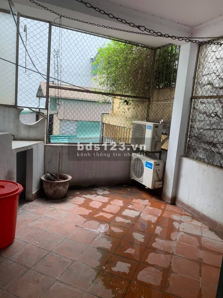 Bán gấp nhà 35m2, nhỉnh 3 tỷ, Đại Cồ Việt trung tâm Quận Hai Bà Trưng, ngõ thông ô tô tránh