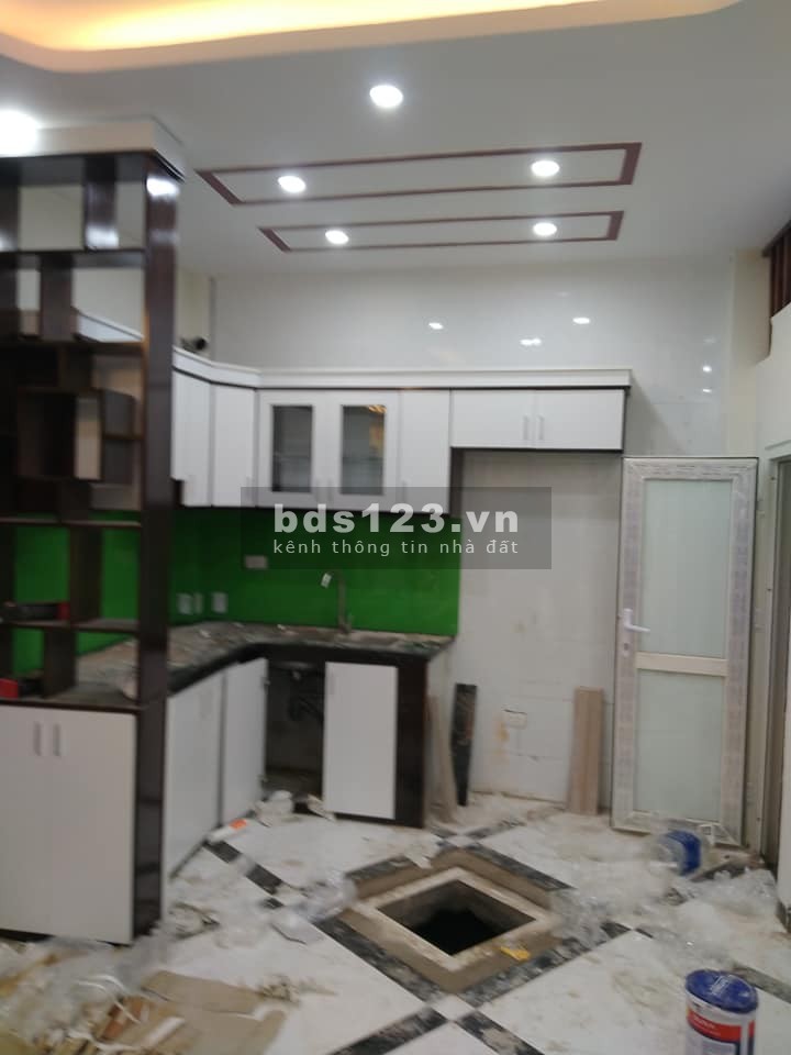 Nhà Mới Phan Đình Giót nhỉnh 3 tỷ 100m ra trục đường chính Quang Trung