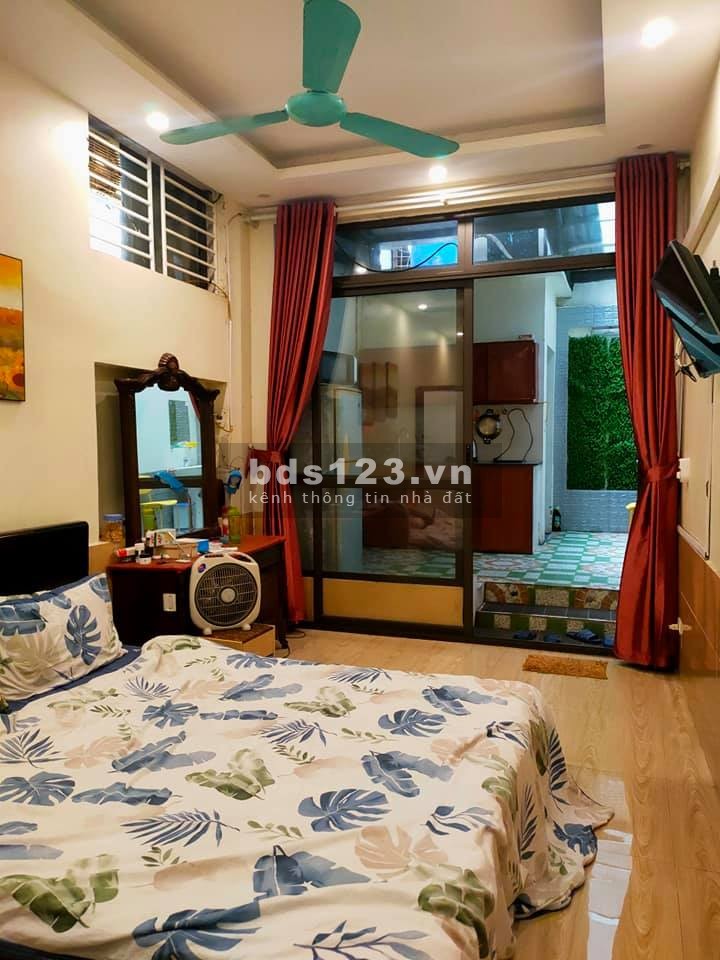 Nhà đẹp Ngô Gia Tự, Long Biên, ngõ thông, dòng tiền 30 triệu/ tháng, 90m2 giá 4.9 tỷ