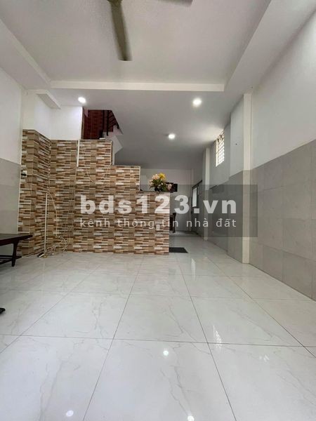 Tân Phú hẻm 4m, ngay Âu Cơ, Khuông Việt diện tích sử dụng 40m2 giá chỉ 4tỷ2