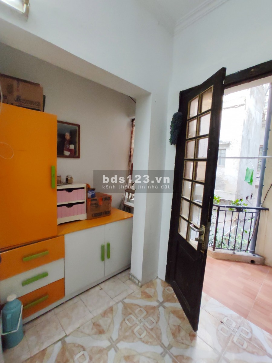 Hàng hiếm bán nhà Tây Hồ Thuỵ Khuê, dt 35m2, giá chỉ 3.1 tỷ, lhcc