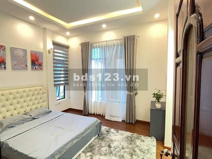 Bán nhà chính chủ ngõ Ngũ Nhạc, 5 tầng, bao rộng thoáng, dt 39m2, giá 2.2 tỷ