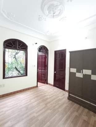 Bán Nhà Hoàng Mai 38m2, 4 tầng đúc kiên cố giá 2.6 tỷ nhà đẹp gần phố