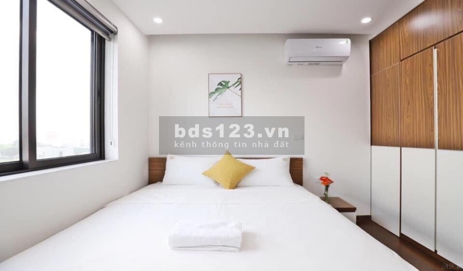 Giá 15 tỷ, dt 110m2, 6 tầng mt rộng phố Quận Ba Đình, hầm gara, thang máy, kinh doanh sầm uất