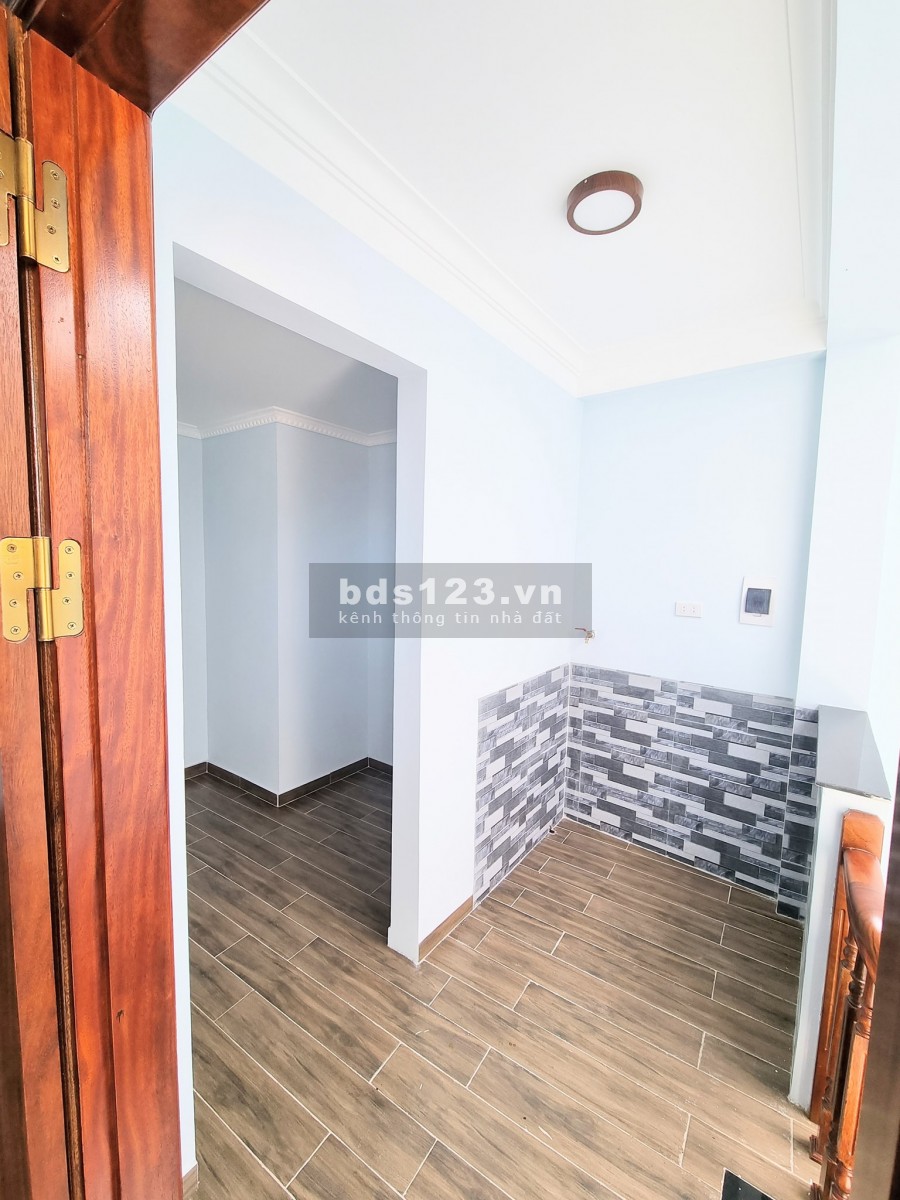 Bán nhà mới 5 tầng, Phạm Văn Đồng, Cổ Nhuế 52m2 giá 3.4 tỷ
