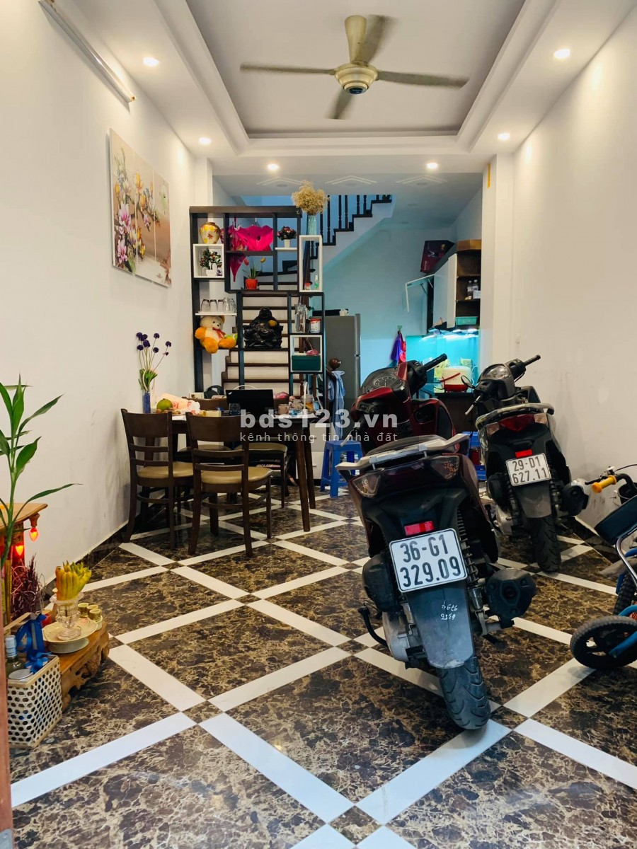 Bán nhà Dương Văn Bé, Minh Khai, ngõ rộng 42mx5T nhỉnh 3 tỷ 0989191397