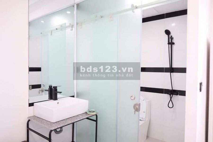 Bán nhà, Ngõ ô tô, Kinh doanh, Xuân Thủy, 60m2, 4 tầng, giá hơn 4 tỷ