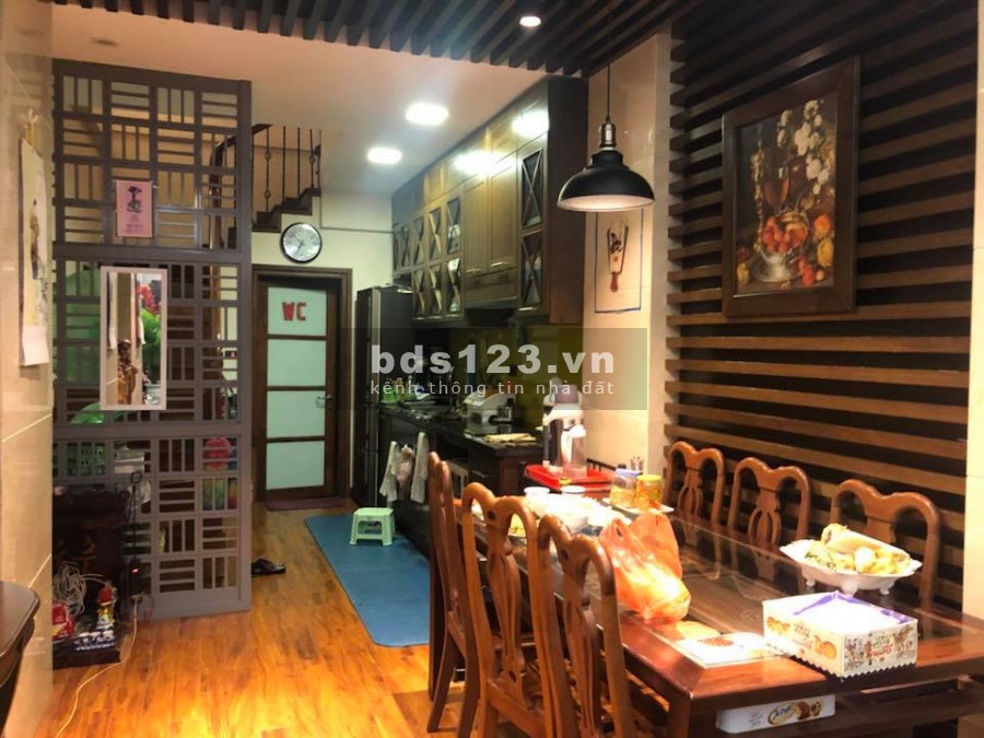 Bán nhà Ngõ 176 Nguyễn Đức Cảnh, ngõ rộng ô tô dt 38m2 giá 3.75 tỷ