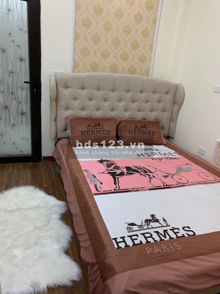Bán nhà Lĩnh Nam nhà đẹp đầy đủ nội thất xịn, 4 tầng đúc bê tông kiên cố