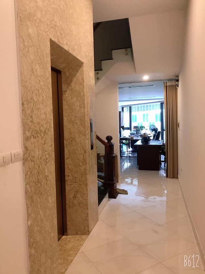 Bán gấp nhà Mp Khuất Duy Tiến, Thanh Xuân, 55m, 7 tầng, mt 5m, KD đỉnh, giá 16 tỷ