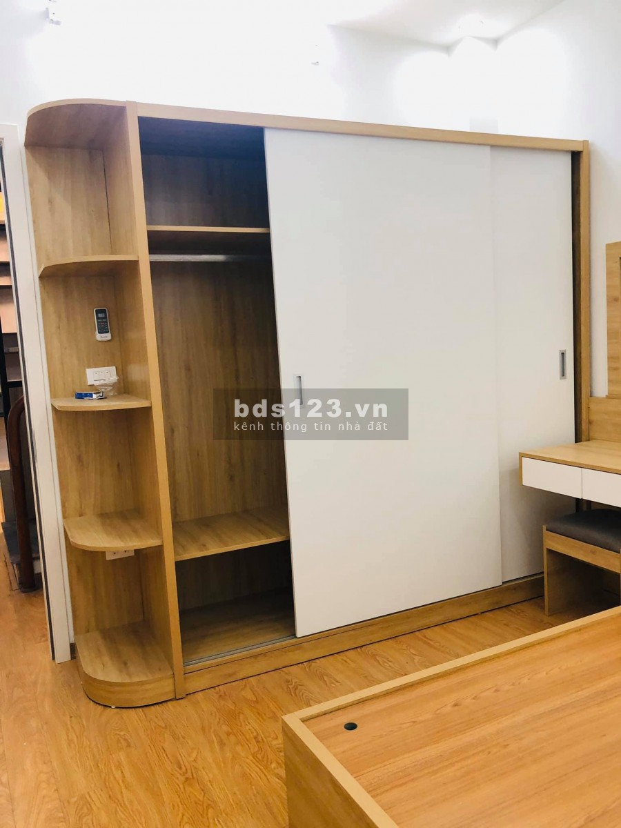 Bán nhà 30m ra MĐ Vương Thừa Vũ, Ngõ ô tô tránh, thông2 mặt, Nhà tự thiết kế tự bán